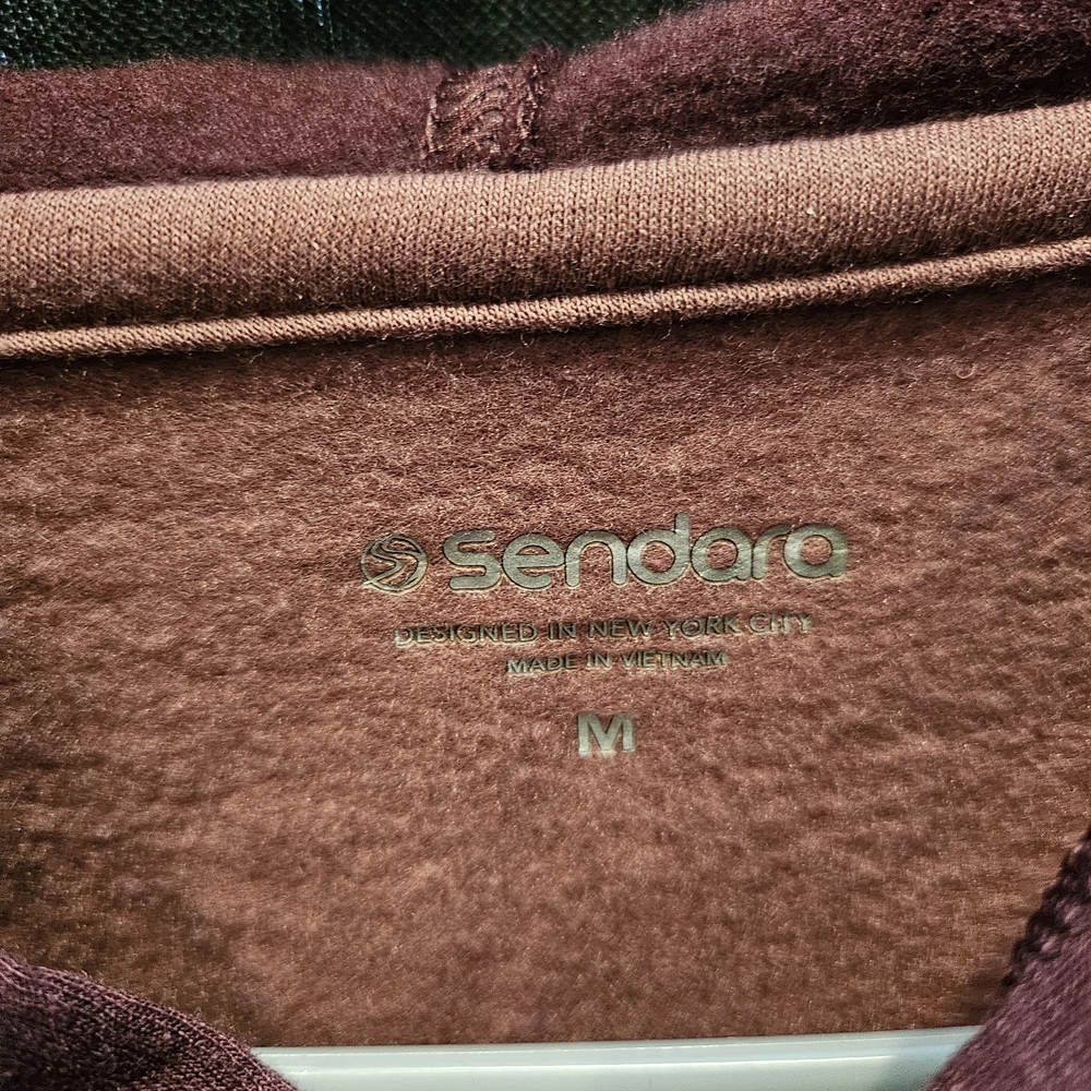 Burgundy and Mauve Crop Hoodie ๐โค๏ธ - Picture 3 of 9